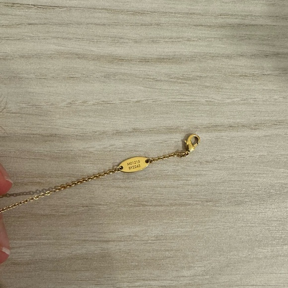 Authentic LV necklace - Picture 5 of 6